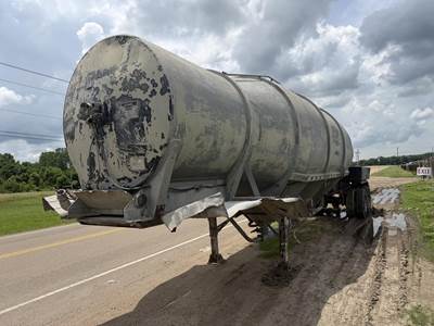 Butler 1025 CUBE TANK Dry Bulk / Pneumatic Tank Trailer