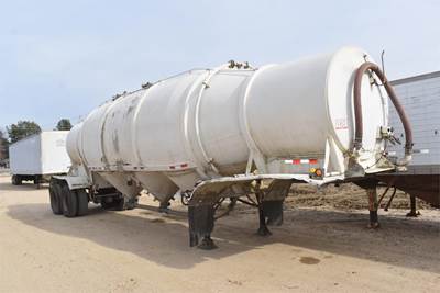 Butler 1050 CUBE Dry Bulk / Pneumatic Tank Trailer