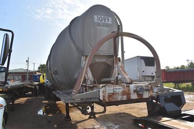 Heil 1585 CUBE DRY BULK Dry Bulk / Pneumatic Tank Trailer