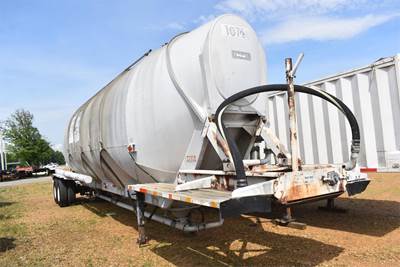 Heil 1585 CUBE DRY TANK Dry Bulk / Pneumatic Tank Trailer
