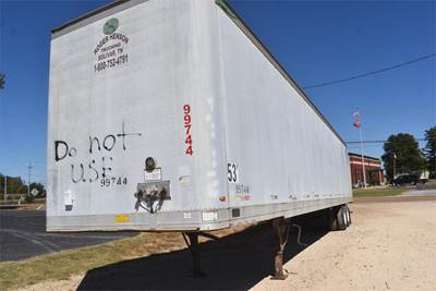 Great Dane 53 ft Dry Van Trailer - Swing Door, Air Ride, Sliding Axle