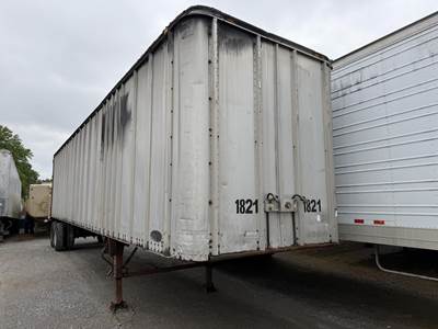 Strick 40 ft Dry Van Trailer - Swing Door, Spring