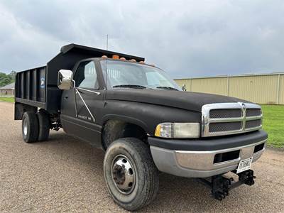 Dodge Ram 3500 Single Axle Dump Truck - Automatic, 10' Dump