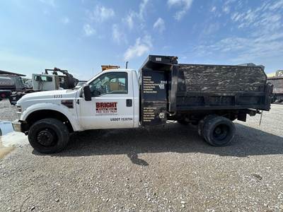 Ford F-450 Single Axle Dump Truck - 6.4L POWER STROKE 325HP, Automatic, 9' Dump