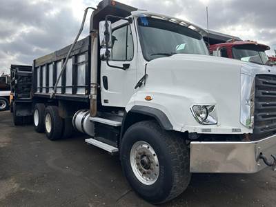 Freightliner 114SD Dump Truck - Detroit 435HP, Automatic, 16' Dump