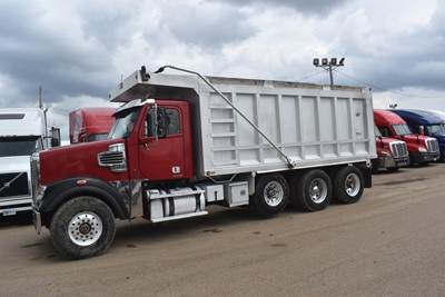 Freightliner Coronado 122 SD Tri Axle Dump Truck - Detroit 560HP, 18 Speed Manual, 21' Dump