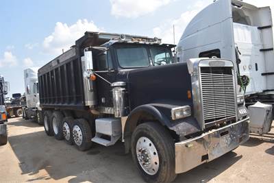 Freightliner MB80 Quad Axle Dump Truck - Cummins 400HP, 13 Speed Manual, 17' Dump