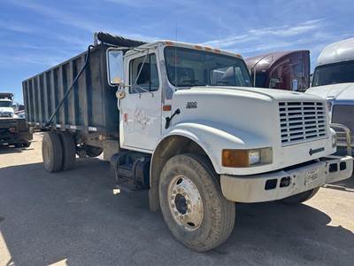 International 4700 Single Axle Dump Truck - DT466 230HP, Automatic
