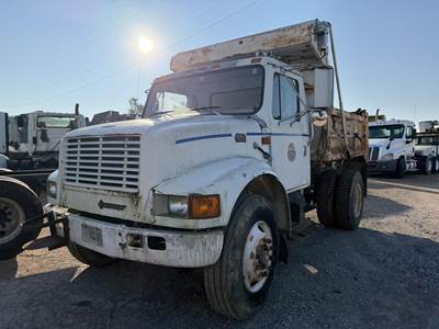 International 4700 Single Axle Dump Truck - T444E 220HP, 5+2 Speed Manual, 10' Dump