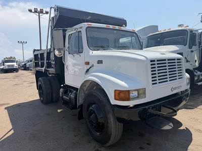 International 4700 Single Axle Dump Truck - T444E 220HP, 5+2 Speed Manual, 10' Dump