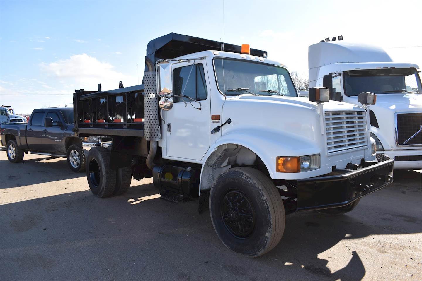 1992 International 4900 Single Axle Dump Truck DT466 250HP