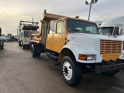 International 4900 Single Axle Dump Truck - DT466 220HP, 6 Speed Manual, 10' Dump