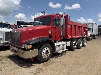 International 9200 Tri Axle Dump Truck - Caterpillar 400HP, 10 Speed Manual