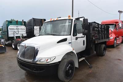 International DuraStar 4300 Single Axle Dump Truck - MF-7 240HP, Automatic, 10' Dump