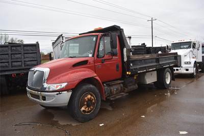 International DuraStar 4300 Single Axle Dump Truck - DT466 230HP, Automatic, 16' Dump