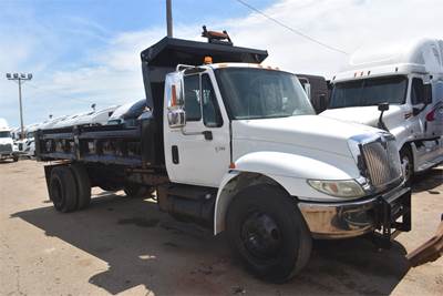 International DuraStar 4300 Single Axle Dump Truck - DT466 200HP, Automatic, 16' Dump