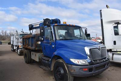 International DuraStar 4400 Single Axle Dump Truck - DT466 250HP, Automatic, 9' Dump