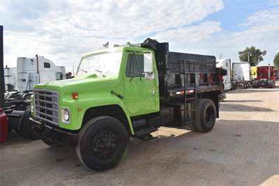 International M1754 Dump Truck - 250HP, 5+2 Speed Manual
