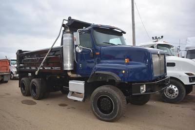 International Paystar 5600 Dump Truck - Caterpillar 430HP, 18 Speed Manual, 15' Dump