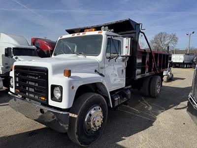 International S1900 Single Axle Dump Truck - DT466 220HP, 5+2 Speed Manual, 15' Dump