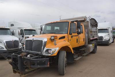 International WorkStar 7400 Single Axle Dump Truck - DT466 230HP, 10 Speed Automatic, 10' Dump
