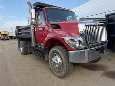 International WorkStar 7400 Single Axle Dump Truck - MAXXFORCE 9 300HP, 10 Speed Manual, 10' Dump