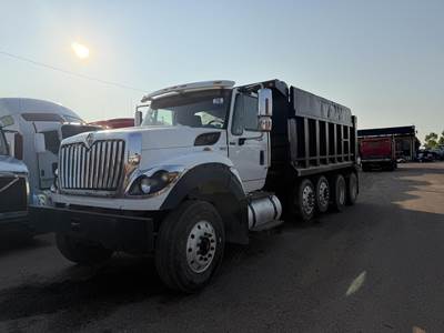 International WorkStar 7600 Quad Axle Dump Truck - 450HP, 8Ll Manual, 17' Dump