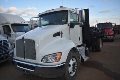 Kenworth T270 Single Axle Dump Truck - Paccar 270HP, Automatic, 16' Dump