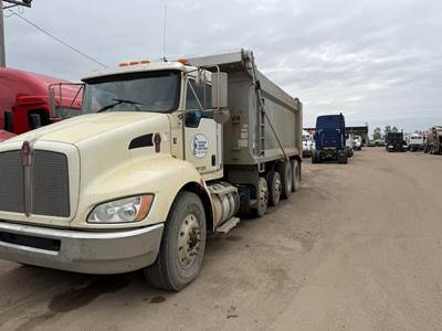 Kenworth T370 Quad Axle Dump Truck - Paccar 370HP, Automatic, 18' Dump