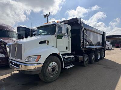 Kenworth T370 Quad Axle Dump Truck - Paccar 370HP, Automatic, 18' Dump