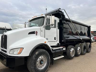 Kenworth T440 Quad Axle Dump Truck - Cummins 370HP, Amt, 17' Dump