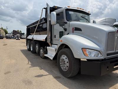 Kenworth T440 Quad Axle Dump Truck - Paccar 350HP, 8Ll Ultrashift Amt, 18' Dump
