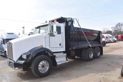 Kenworth T800 Dump Truck - Cummins 400HP, 10 Speed Manual, 15' Dump
