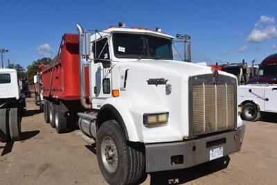 Kenworth T800 Tri Axle Dump Truck - Cummins 425HP, 8Ll Manual, 16' Dump