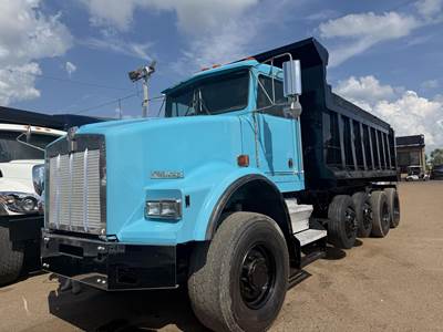 Kenworth T800 Quad Axle Dump Truck - Cummins 350HP, 8Ll Manual, 17' Dump