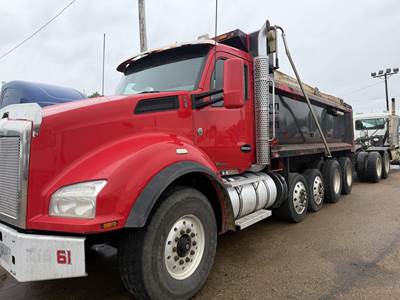 Kenworth T880 Quad Axle Dump Truck - Paccar 455HP, 10 Speed Ultrashift Amt, 18' Dump