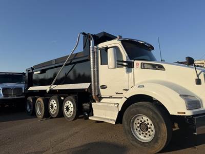 Kenworth T880 Quad Axle Dump Truck - Paccar 455HP, 8Ll Ultrashift Amt, 17' Dump