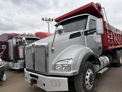 Kenworth T880 Tri Axle Dump Truck - Cummins 385HP, 8Ll Manual, 16' Dump