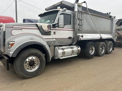 Kenworth W990 Tri Axle Dump Truck - Cummins 505HP, 8Ll Manual