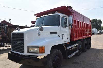 Mack CH613 Tri Axle Dump Truck - E7 350HP, 10 Speed Manual