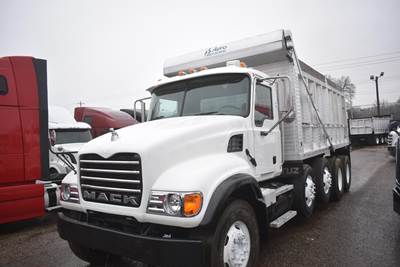 Mack Granite CV713 Quad Axle Dump Truck - 370HP, 8Ll Manual, 17' Dump