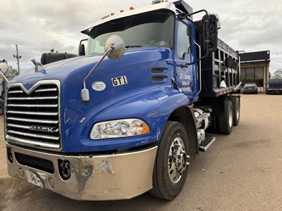 Mack Pinnacle CXU613 Dump Truck - 380HP, Amt, 15' Dump