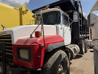Mack RD688S Tri Axle Dump Truck - E7 350HP, 9 Speed Manual, 16' Dump