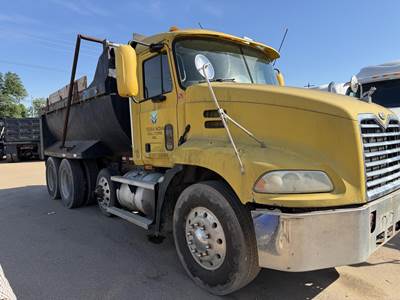 Mack Vision CX613 Tri Axle Dump Truck - E7 435HP, 10 Speed Manual, 16' Dump