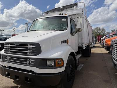 Sterling Acterra 8500 Single Axle Dump Truck - Caterpillar 250HP, Automatic, 18' Dump