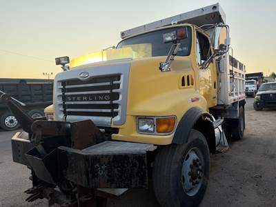 Sterling L7500 Single Axle Dump Truck - Caterpillar 300HP, Automatic, 9' Dump