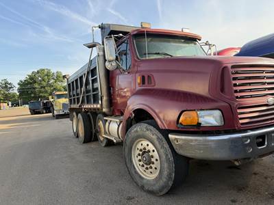 Sterling L9522 Dump Truck - Caterpillar 430HP, 10 Speed Manual, 16' Dump