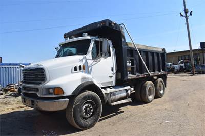 Sterling LT9500 Dump Truck - Mercedes-Benz 435HP, 8Ll Manual