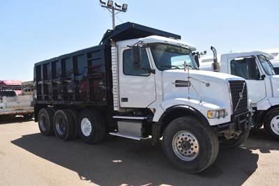 Volvo VHD104F300 Tri Axle Dump Truck - D12 425HP, 8Ll Manual, 16' Dump
