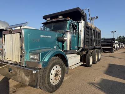Western Star 4964FG Tri Axle Dump Truck - Caterpillar 400HP, 8Ll Manual, 16' Dump
